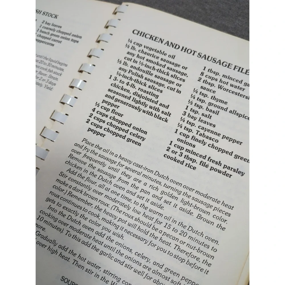 1985 La Bouche Creole II Cookbook June & Leon E. Soniat Louisiana‎ Cajun Cooking